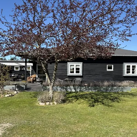 Anelle - 1-2km To The Fjord By Interhome